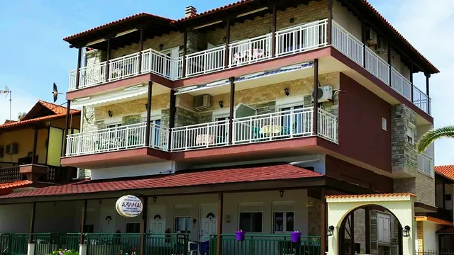 Achilleas House (Achilleas Kyriakidis)