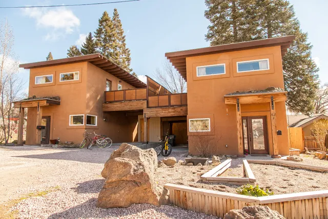 A Stone's Throw Bungalow Vacation Rentals