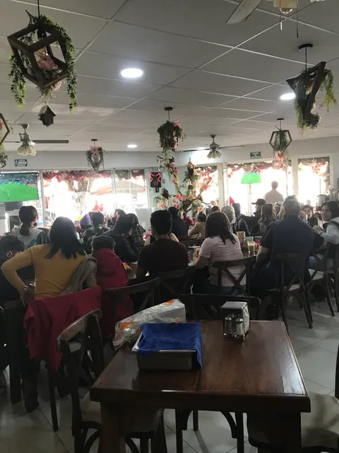 LA CATALINA food and drink Tlaquepaque