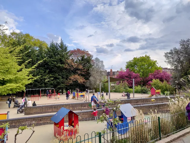 Holland Park Toddlers Playground