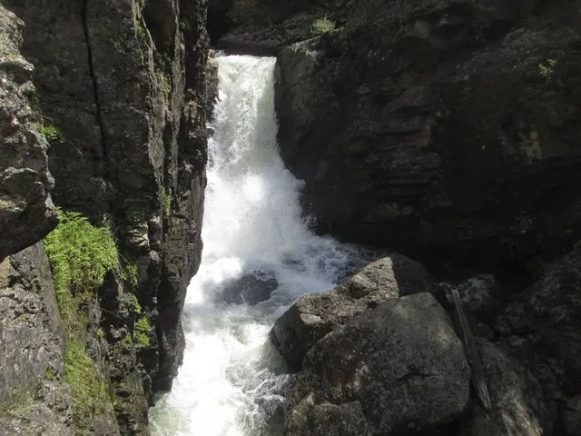 Adams Falls