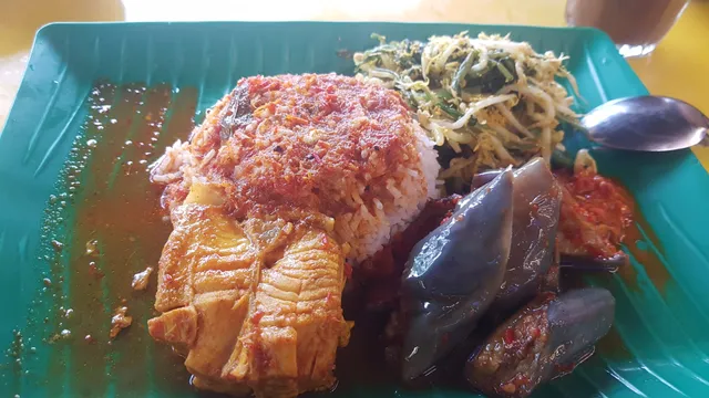 Nur Adam’s Delights