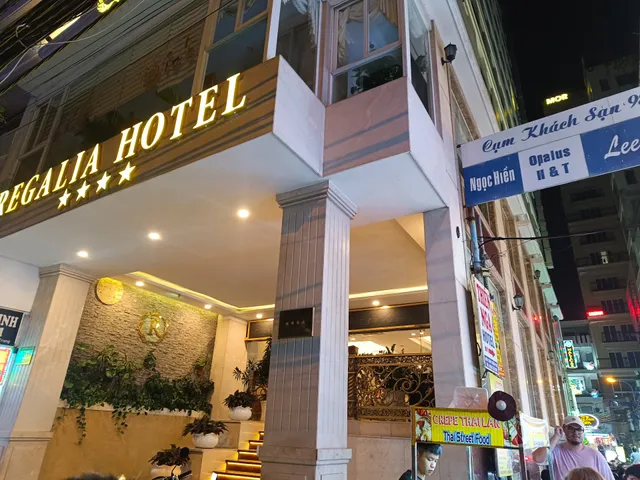 Bảo Ngọc (сапфир) Restaurant [сапфир ресторан, vietnamese cuisine restaurant]