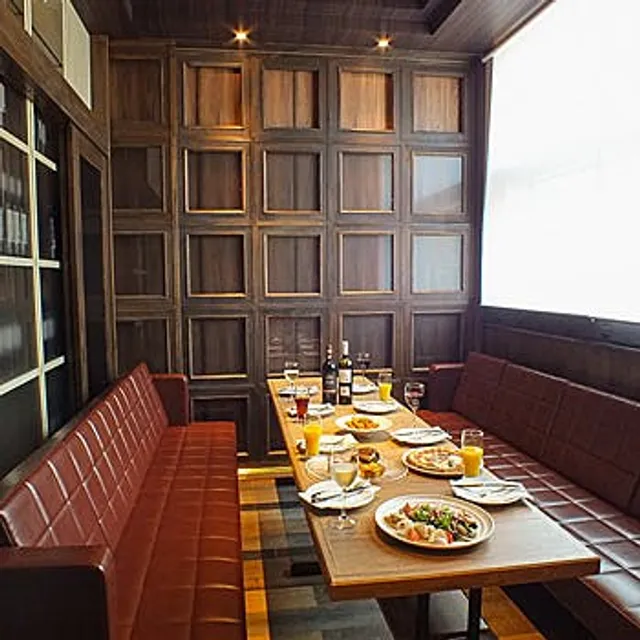 Trattoria＆Pizzeria LOGiC Ikebukuro