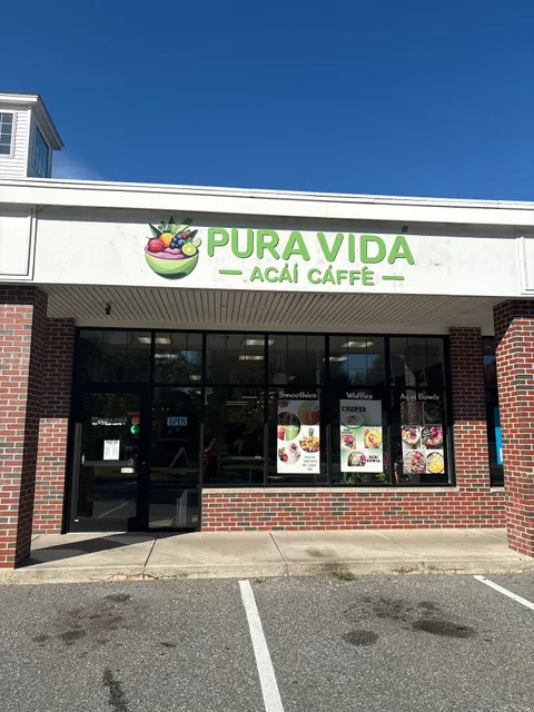 Pura Vida Acai Caffe