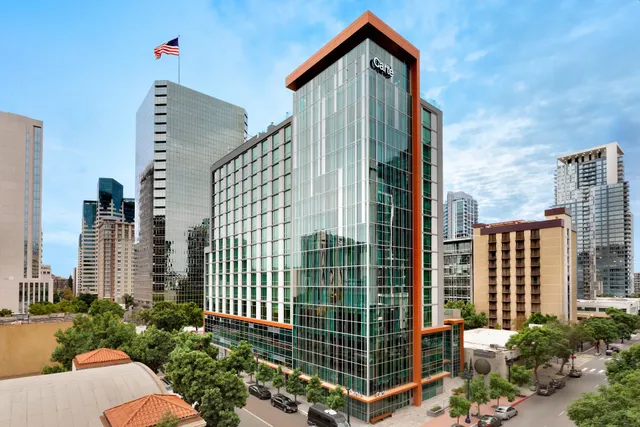 Carte Hotel San Diego Downtown, Curio Collection by Hilton
