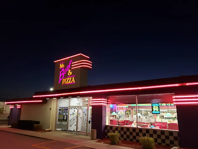 Mr. Beef and Pizza