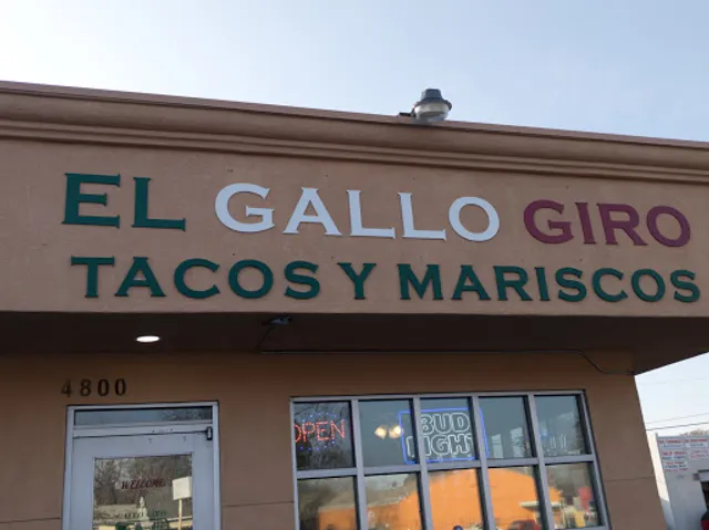 El Gallo Giro Tacos Y Mariscos