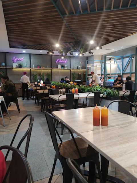 Solaria - Mall Matahari Daan Mogot