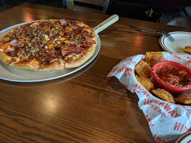 Hideaway Pizza