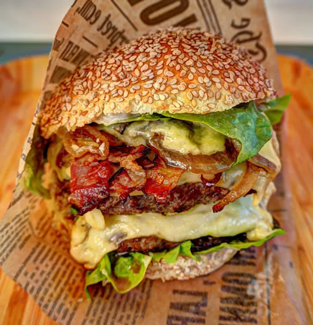 Chez kako Burger Bio Local