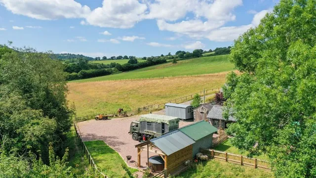 Mill Meadow Stables & Barn