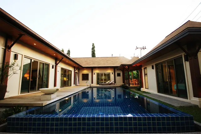 Two Villas HOLIDAY - ONYX Style Naiharn