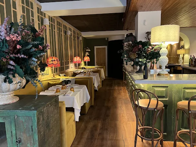 El Perro y la Galleta - Restaurante en Juan Bravo