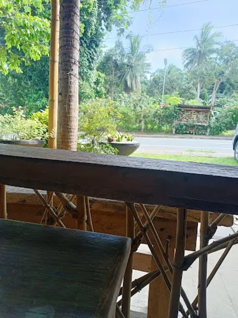 Roylie's Nagcarlan Restaurant