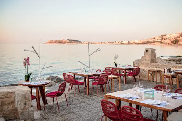 PRIMA PLORA Οrganic Restaurant & Wine Bar - Rethymno