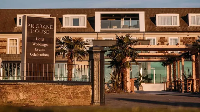 Brisbane House Hotel