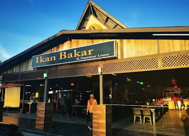 Restoran Lumut Ikan Bakar