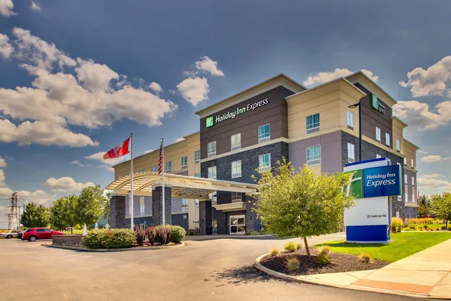 Holiday Inn Express Cheektowaga North East, an IHG Hotel