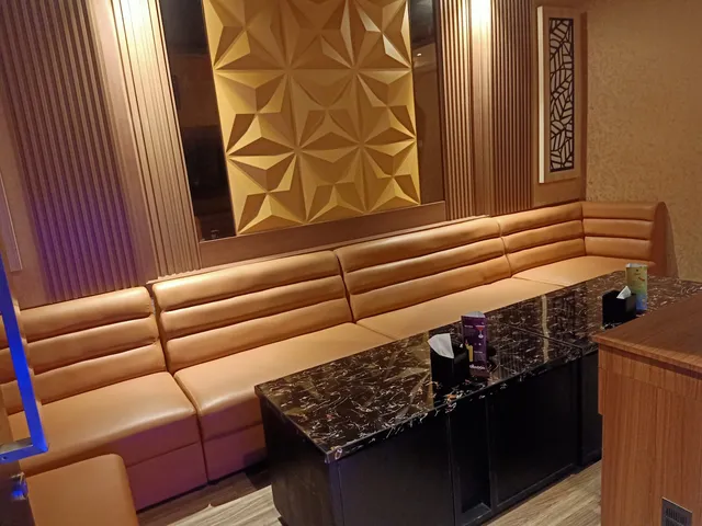 De Berry Karaoke Denpasar