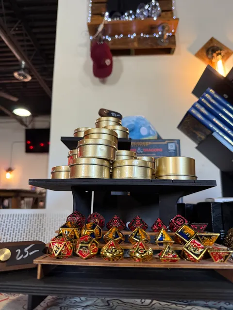 Scroll and Circuit Games