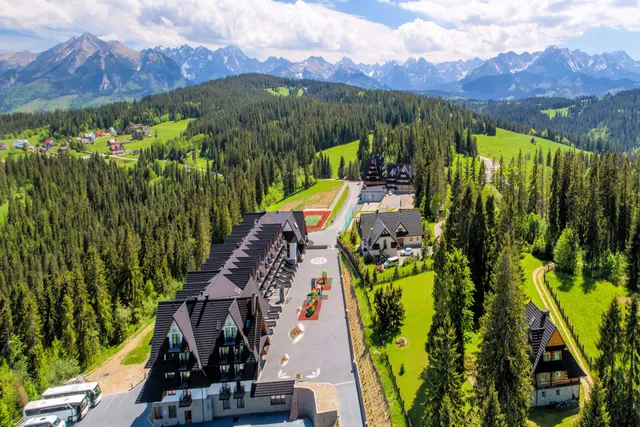 Centrum Rekreacji I Biznesu GRAND Stasinda