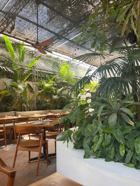 MASONRY. Restaurant Canggu