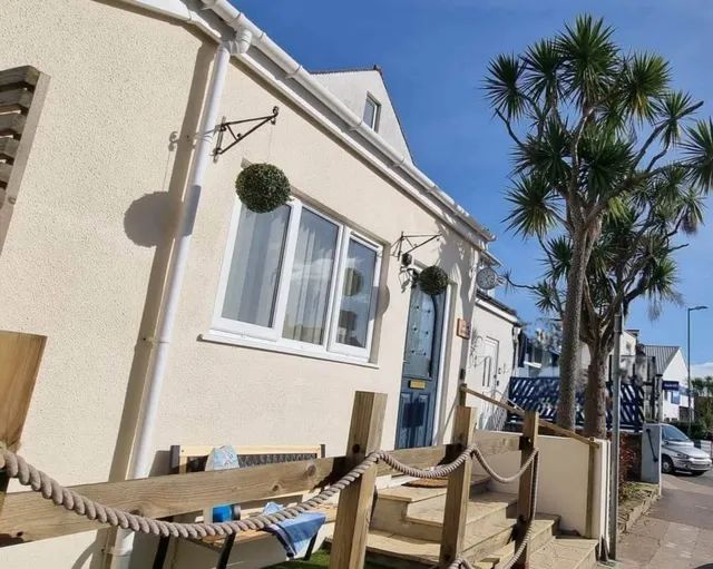 Salty Breeze Holidays