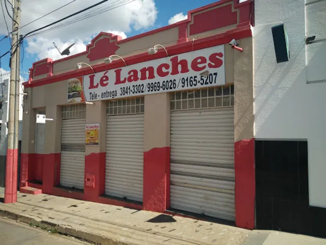 LÉ LANCHES