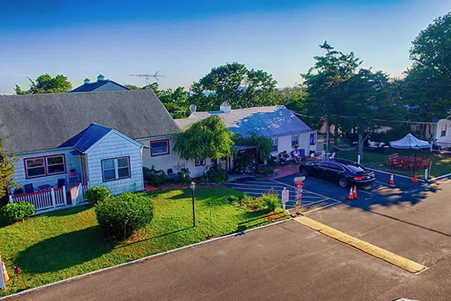 Bay Watch Hotel & Marina