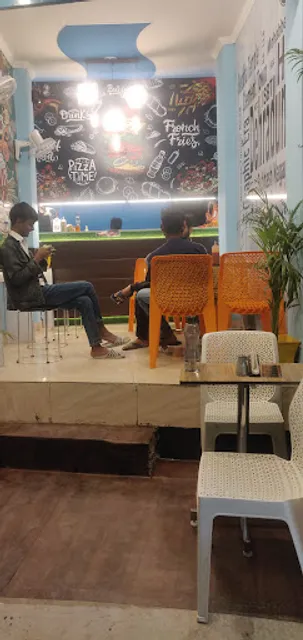 V Cafe Student Bistro