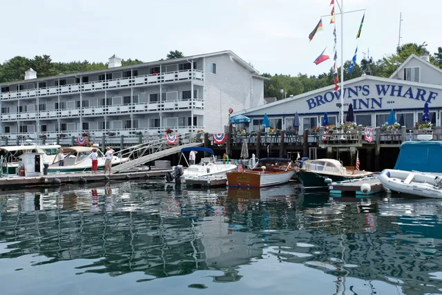 Brown's Wharf Inn and Marina (Restaurant is closed)