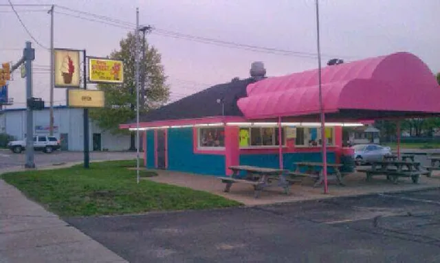 44th Street Dog & Dairy