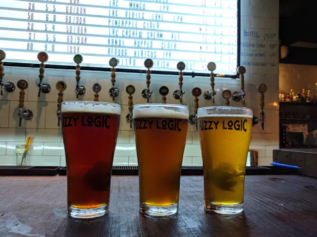 Standing Bar: Craft Beer, Tapas & Grill