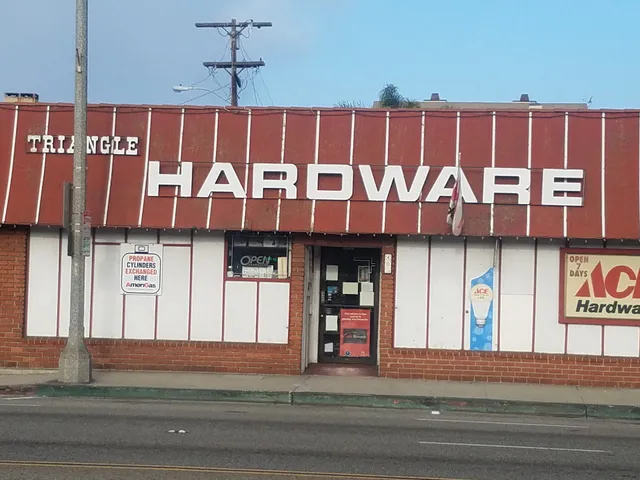 Triangle Hardware