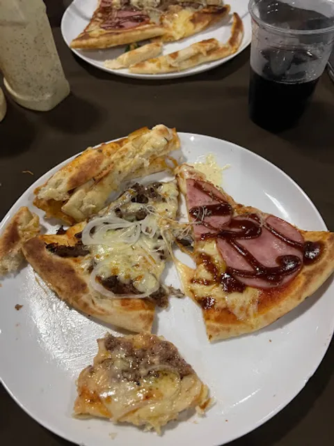 Lev Pizza