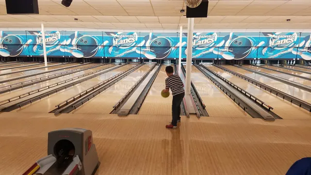 Hudsonville Lanes