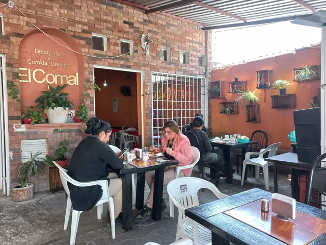 El Comal de pie de la cuesta