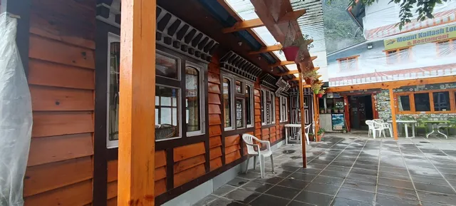 Mount Everest Bakery Cafe