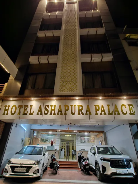 Hotel Ashapura Palace