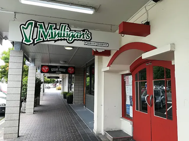 Mulligans Public House