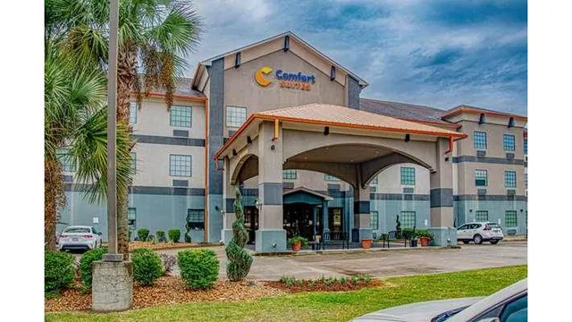 Comfort Suites Oil Center