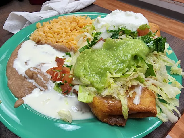 Tienda Y Taqueria Mi Familia