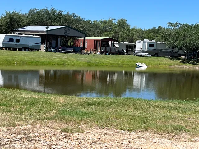 Mac's Landing RV Park