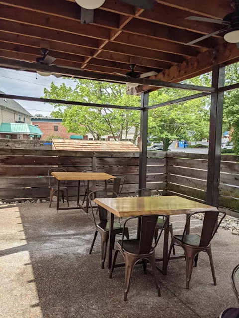 A Tavola Bar + Trattoria