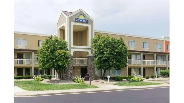 Days Inn by Wyndham Florence Cincinnati Area