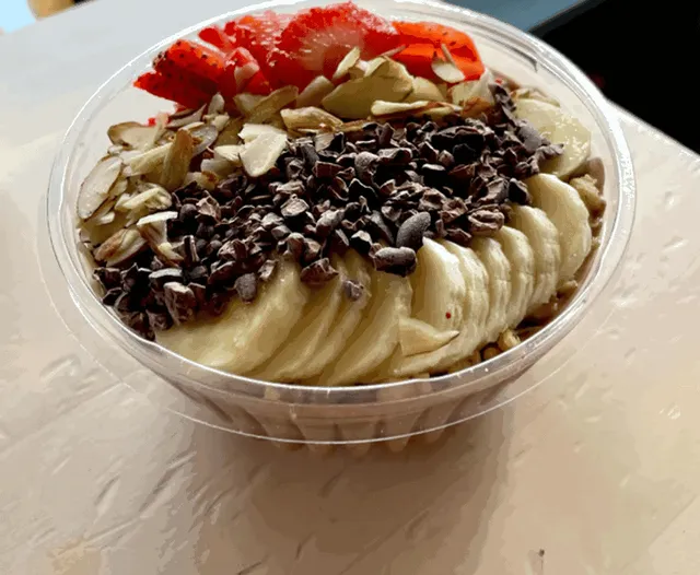 Fruiggie Too: Smoothies, Juices and Bowls