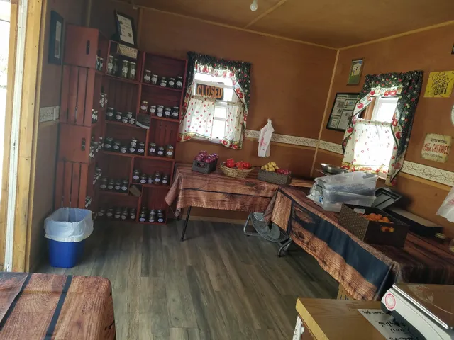 Honey Acre Farms Produce Stand