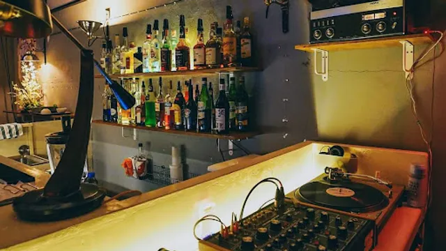 Biscuit Bar & Restaurant