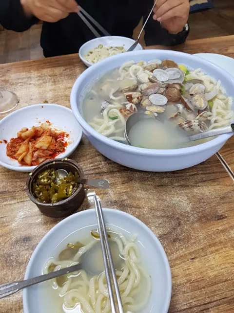 이가바지락손칼국수